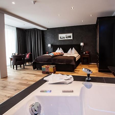 Hotel Riviera Loft Вегис Екстериор снимка