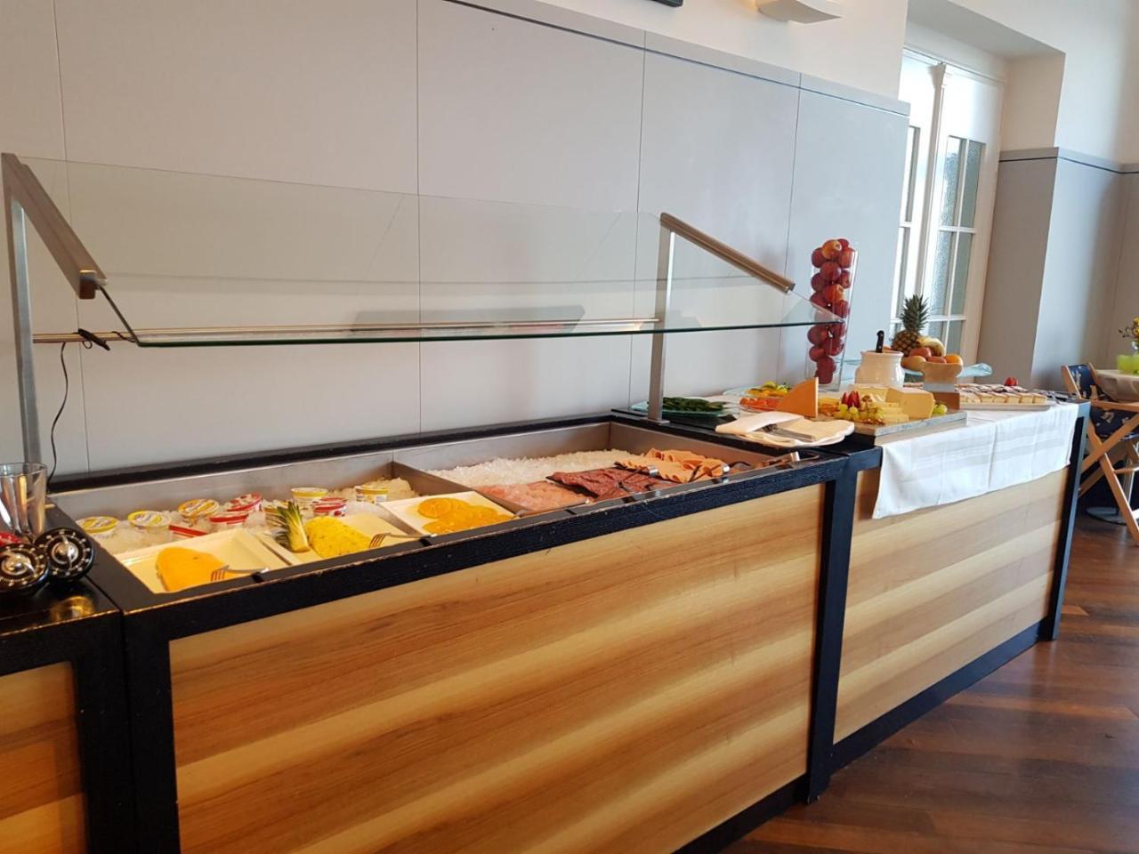 Hotel Riviera Loft Вегис Екстериор снимка